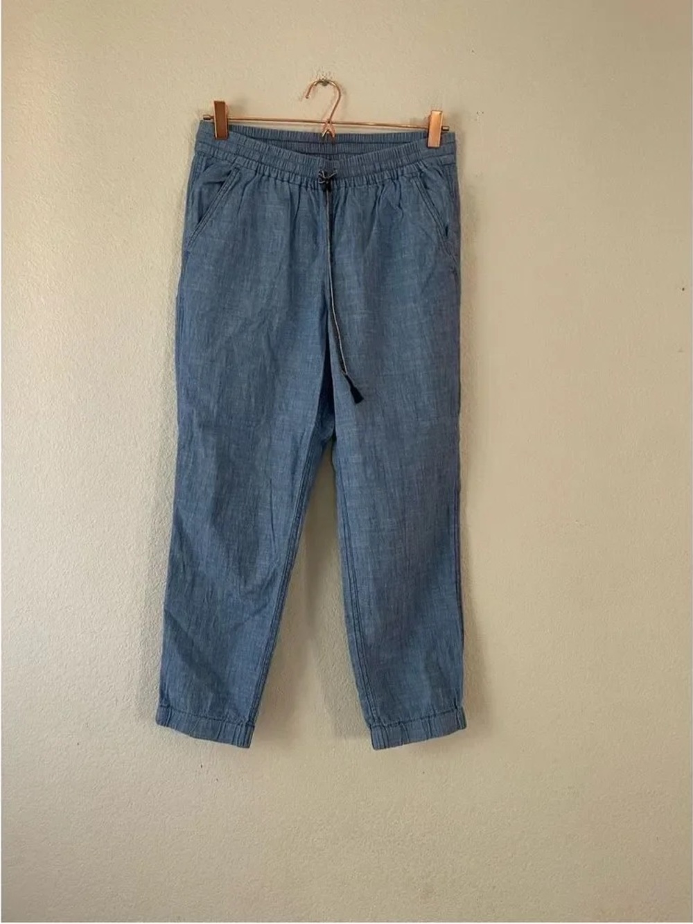 Women's Cropped Chambray Drawstring Pants - Blue